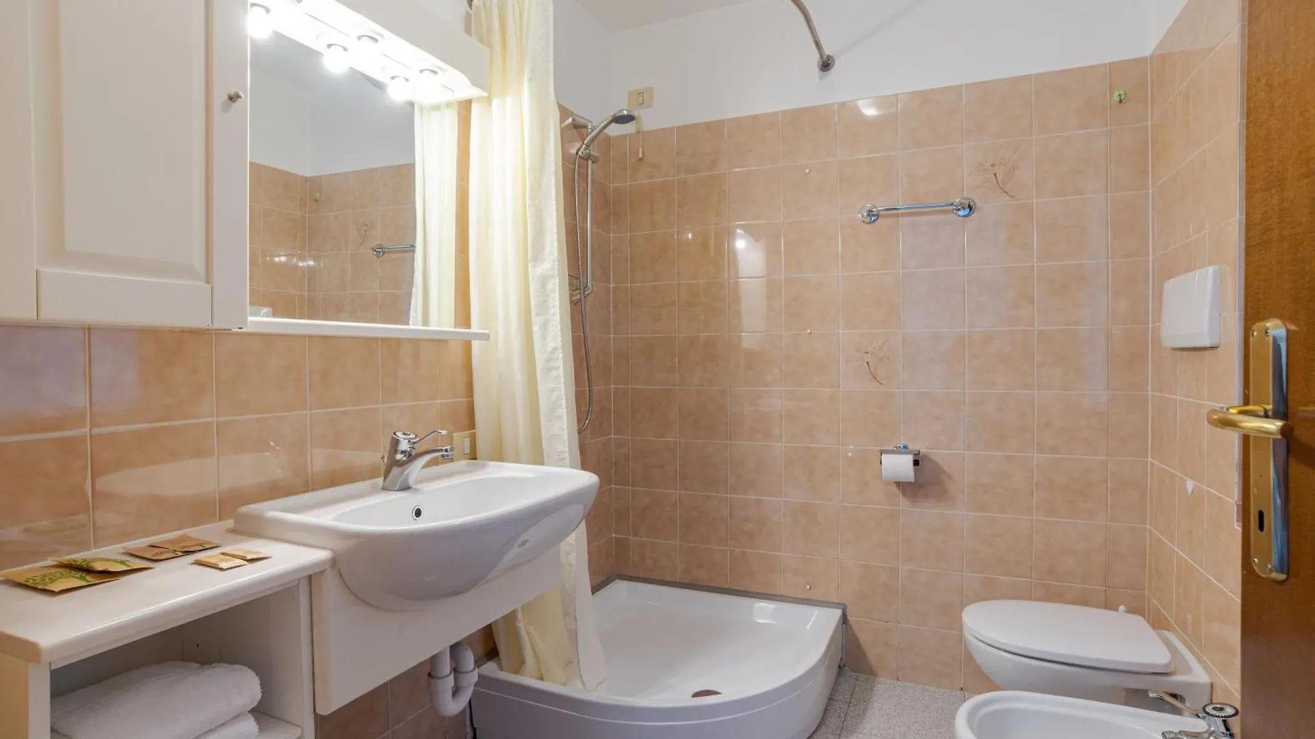 Cori Apartments Menaggio Italien