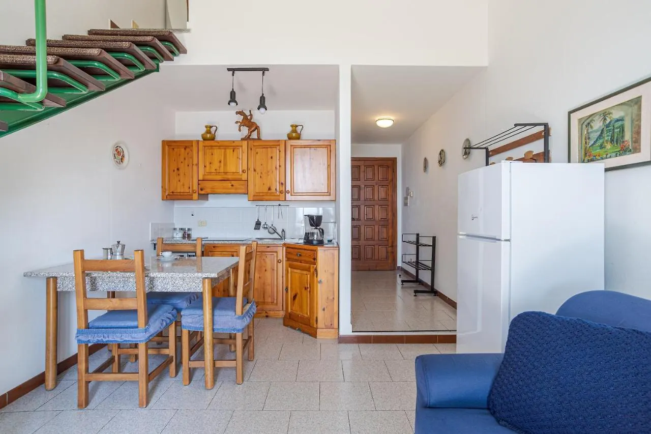 Cori Apartments Менаджо Италия