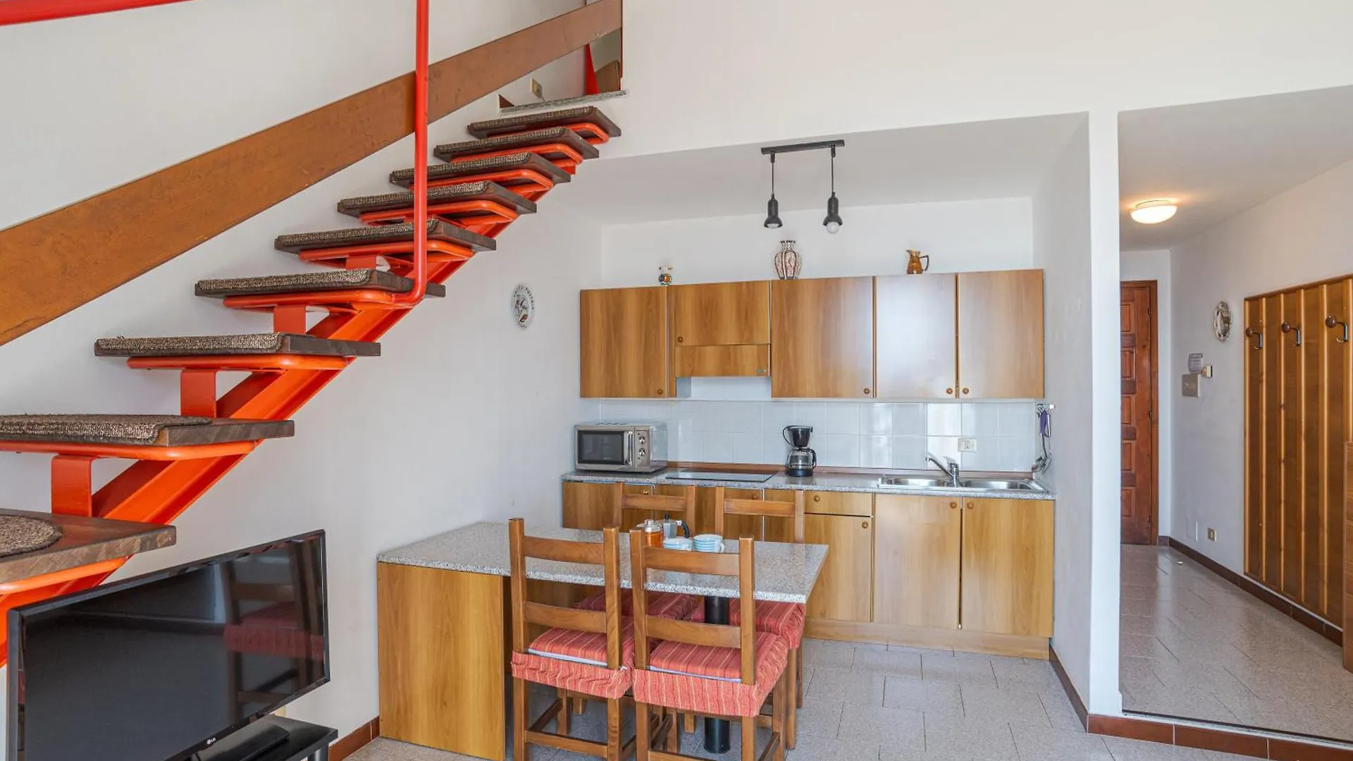 Cori Apartments Менаджо Италия